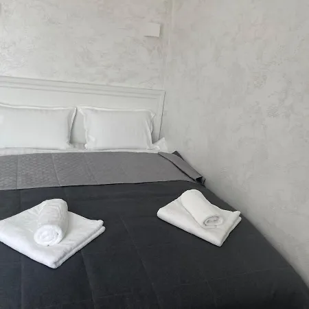 Hotel Kyiv *