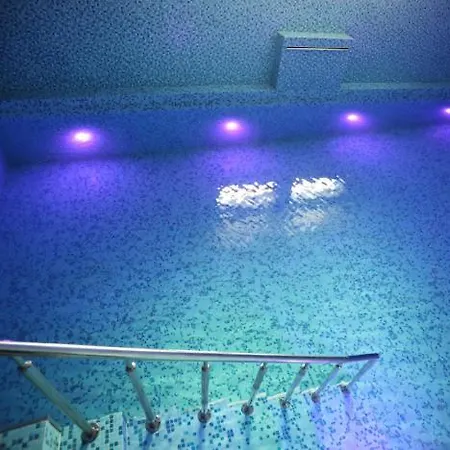 Hotel Kyiv *