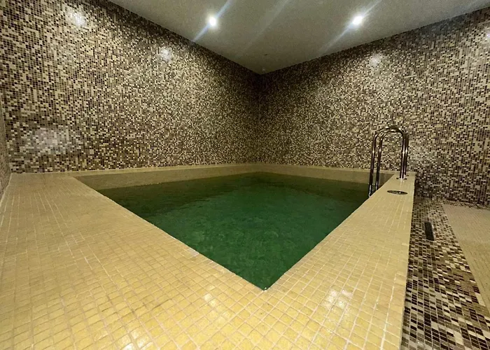 Kyiv Hotel Skhidnytsia